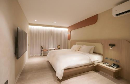 West Central District Hotel | Hope Hotel Tainan - Minsheng Branch