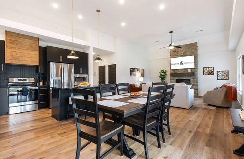 Hollister House | Hope Ridge @ Rocky Shores Free Daily Activities Close to Thunder Ridge Cmty Indoor Pool!