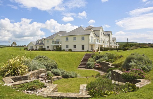 Thurlestone Cottage | HORIZON, pet friendly, country holiday cottage in Thurlestone