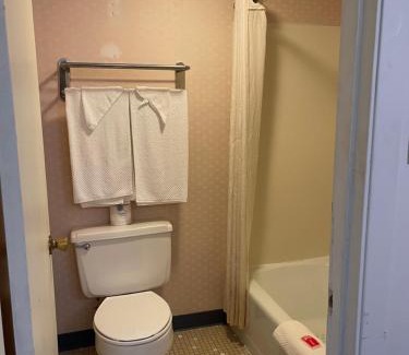 Altoona Hotel | Horseshoe Curve Lodge