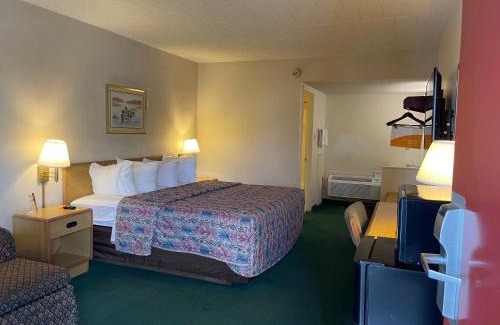 Altoona Hotel | Horseshoe Curve Lodge