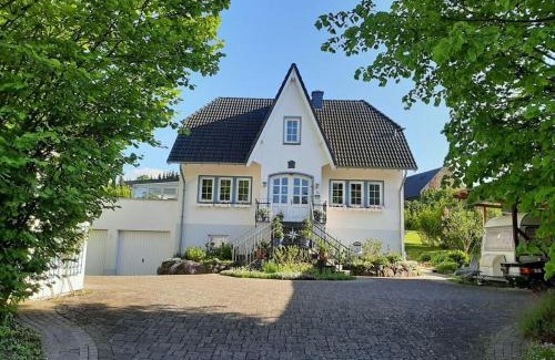 Munstermaifeld House | Hortensia Mosel Comfortable holiday residence