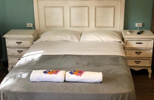 Tigre House | Hospedaje Esmeralda