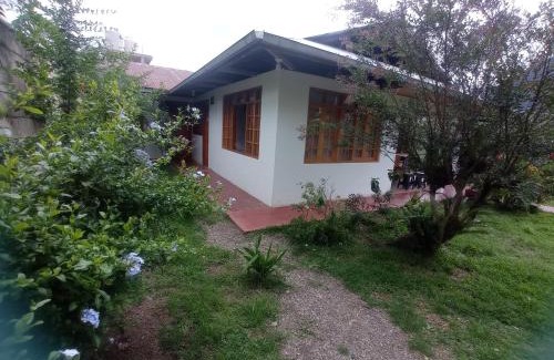 Oxapampa Hotel | Hospedaje Pinky Lodge