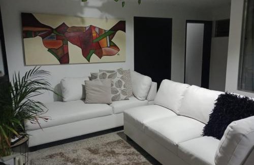 Envigado House | Hospedajes el Jardin