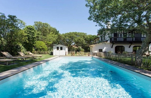 Soorts-Hossegor Villa | Hossegor Plage Centrale property 8 bedrooms 16 pers Heated swimming pool *