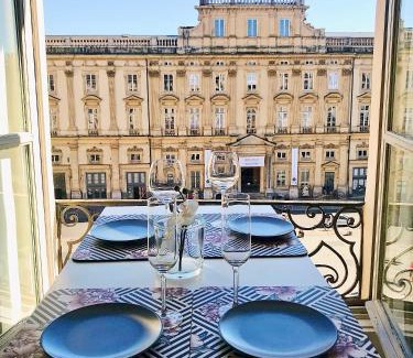 Griffon - Royale Apartment | Host inn Lyon - Appartement de Luxe aux Terreaux & Jacuzzi