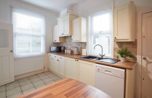 Saltburn-by-the-Sea House | Host & Stay | Windsor Cottage