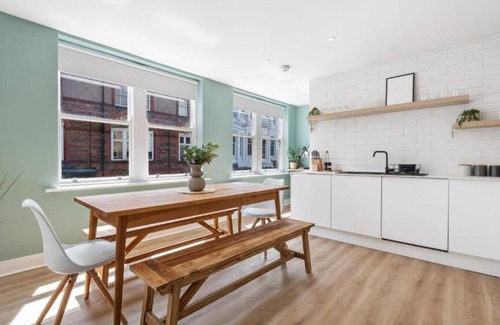 Sefton Park Apartment | Host & Stay | Lark Lane Hideaway