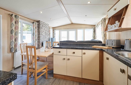 Cresswell Ski Chalet | Host & Stay | Leon's Retreat