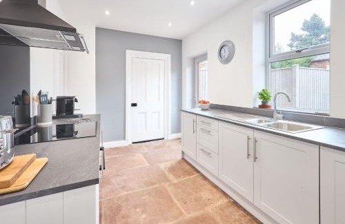 Hayton House | Host & Stay - The Beeches