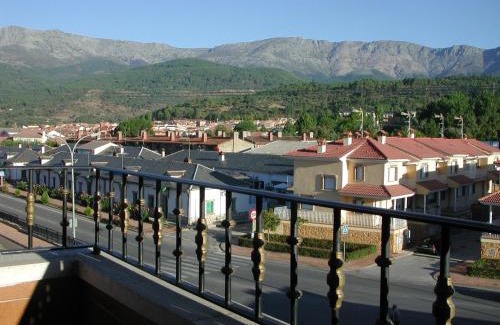 Arenas de San Pedro House | Hostal Avenida