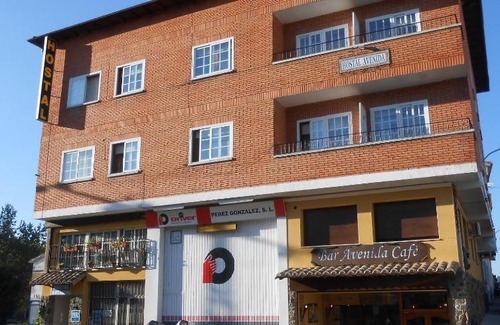Arenas de San Pedro House | Hostal Avenida