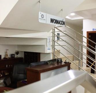 Loja House | HOSTAL CAMIL