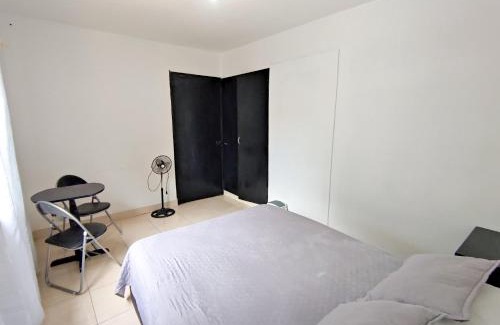 Laureles - Estadio House | Hostal Casa Coliving Medellin