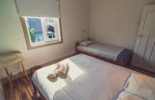 Puerto Varas House | Hostal Compass del Sur