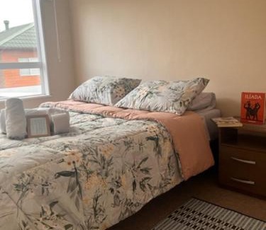 Los Angeles Bed & Breakfast | Hostal Damatierra