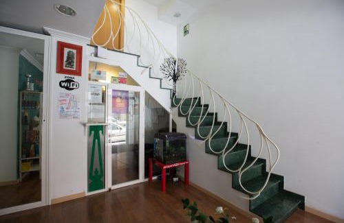 Cuenca House | Hostal Gaudi Cuenca