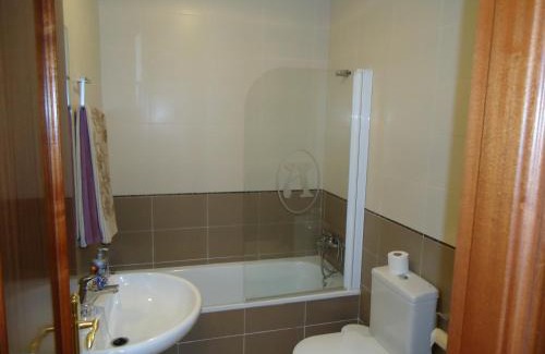 Baena House | Hostal Los Claveles