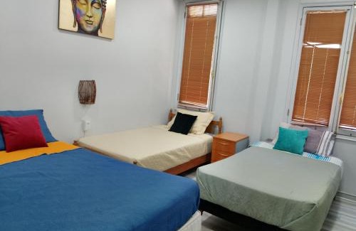 Downtown Santiago House | hostal mancora