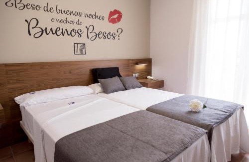 Arcas Hotel | Hostal Pradaria