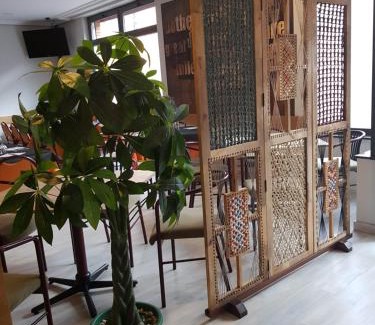 Trobajo del Camino House | Hostal Restaurante El Abuelo