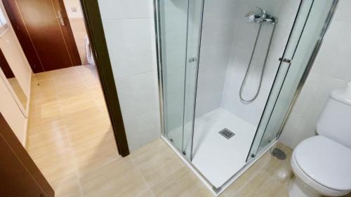 Cubillos del Sil House | Hostal Restaurante Cuatro Caminos