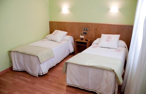 Carino House | Hostal Restaurante La Cepa