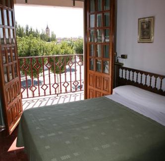 Socuellamos House | Hostal Santa Barbara