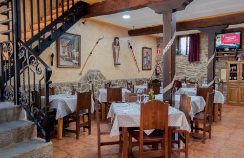 Puebla de Sanabria House | Hostal Tribal