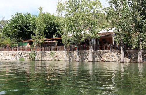 Candeleda House | Hostal Yessy