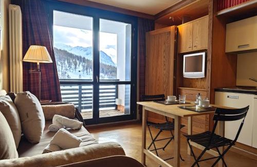 Sestriere Apartment | Hostdomus - 007 Studio
