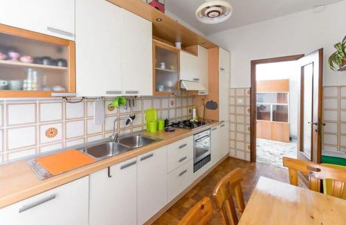 Quartiere XIII Aurelio Apartment | HostMe Gardenhouse Vaticano