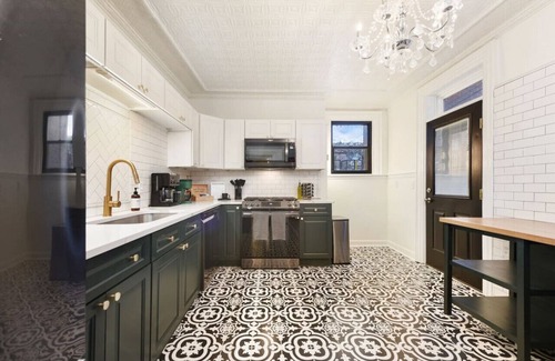 Central Northside House | ★ HostWise Stays ★ Elegant Mexican War Streets Home!