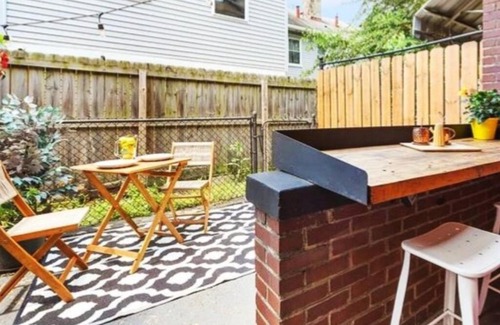 Lower Lawrenceville House | HostWise Stays - The Lodi - Lower Lawrenceville, Beautiful!