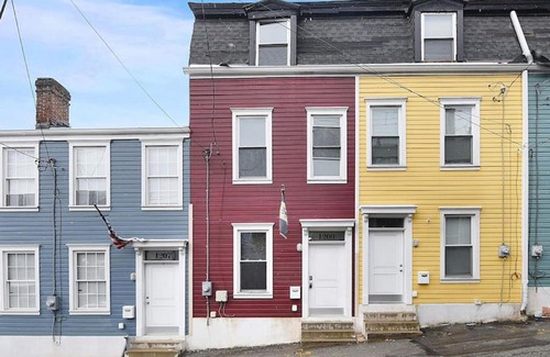 East Allegheny House | HostWise Stays - The Ocala - Free Parking, Cool Space, Spiral Stairs