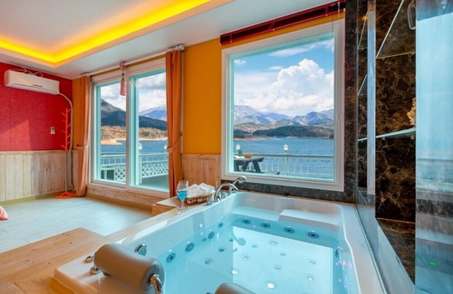 Jecheon Apartment | Hosu Ilchul Pension