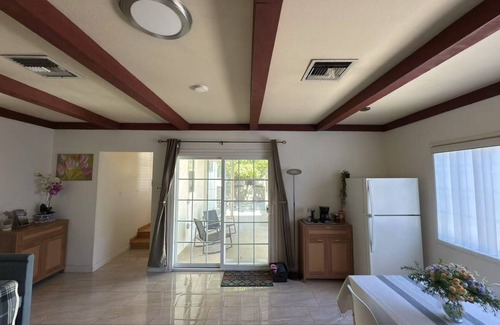 Alhambra House | Hot jacuzzi, near LA! Lovely, quiet home!