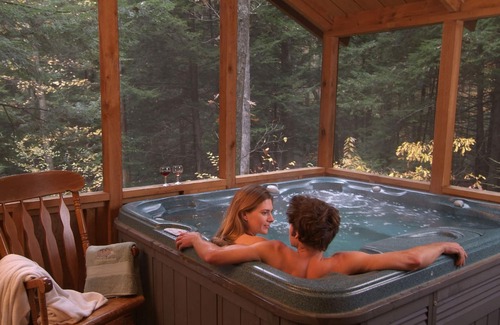 Victor Cabin | Hot Tub 2 BR Cabin in the woods New River Gorge (Cabin 2 Opossum Creek Retreat)