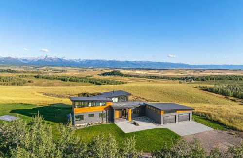 Tetonia House | Hot Tub, 23 Mi to Grand Targhee Luxe Retreat