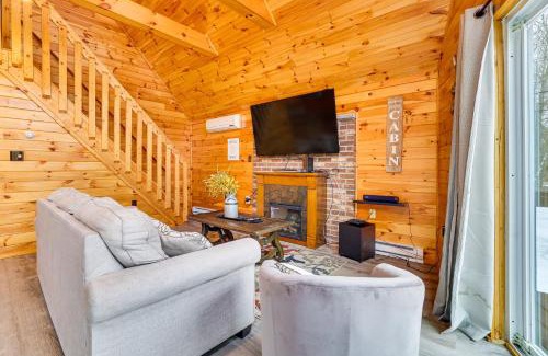 White Haven House | Hot Tub and Fire Pit Lakefront Cabin in White Haven
