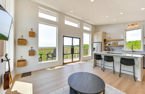 Valley Mills House | Hot Tub and Valley Views Hidden Gem in Texas