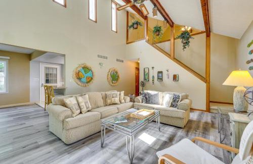Holiday Island House | Hot Tub at Mountain-View Ozarks Retreat!