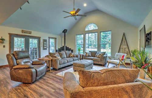 Albrightsville House | Hot Tub, Beach Access Albrightsville Retreat!