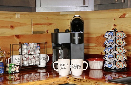 Higgins Lake Cabin | HOT TUB! Dog Friendly, Beach, Fire Pit, TOTAL RELAXATION AWAITS!