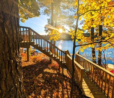 Mayfield House | Hot Tub Getaway - Lake Cabin