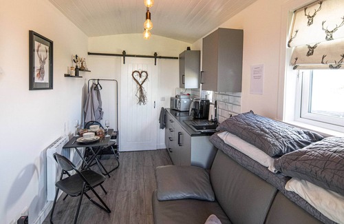 Wick Cabin | Hot Tub Haven Farr North 2