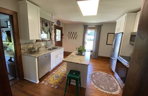 Montvale Other | HOT TUB-King Beds-Farm Stay- Firepit-Mountain views under Blue Ridge Parkway