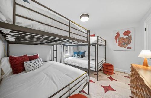 Columbus House | Hot Tub - Mins to Short North - Retro Game Room