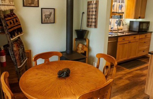 Vallecito Cabin | Hot Tub & Pet Friendly